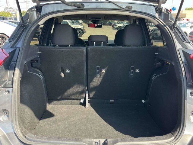 Used 2020 Nissan Kicks SV FWD image 19