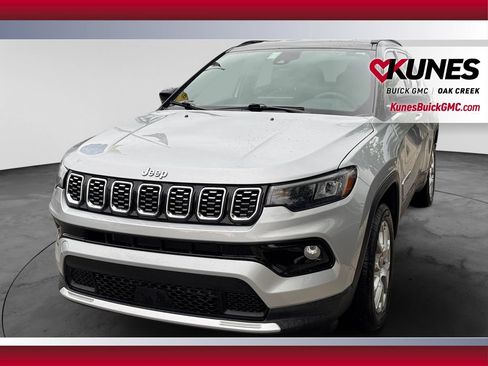 Used 2025 Jeep Compass Limited AWD/4WD image 5