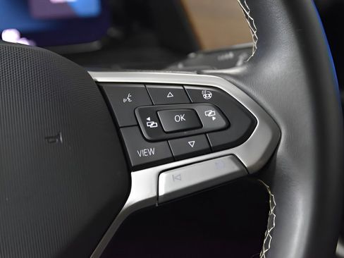 Used 2024 Volkswagen Atlas SE image 21