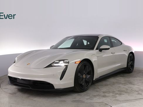 Used 2023 Porsche Taycan w/ Premium Package RWD image 2