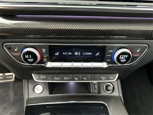 Certified 2023 Audi SQ5 Prestige image 19