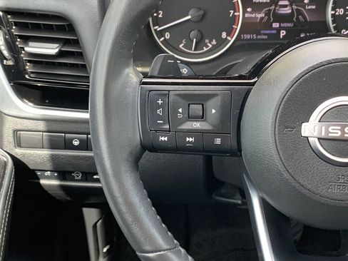Used 2023 Nissan Rogue SL w/ SL Premium Package FWD image 10