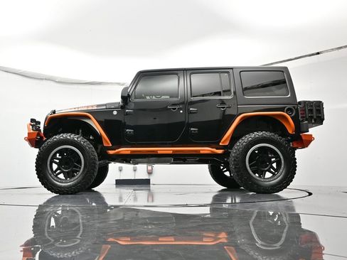 Used 2015 Jeep Wrangler Unlimited Sport w/ Connectivity Group image 46