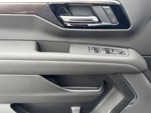 New 2026 Chevrolet Tahoe LS w/ Max Trailering Package image 10