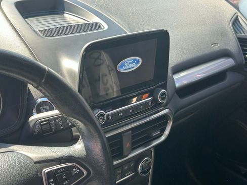 Used 2018 Ford EcoSport SE FWD image 12