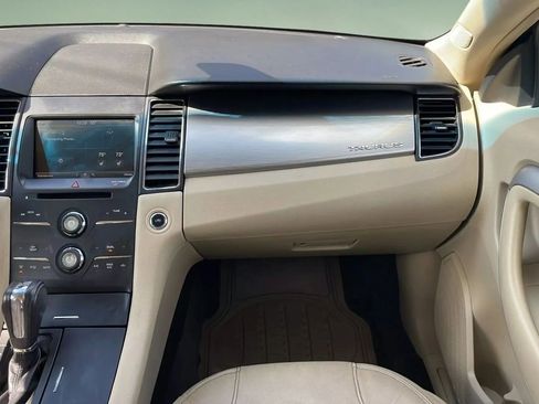 Used 2015 Ford Taurus SEL image 47