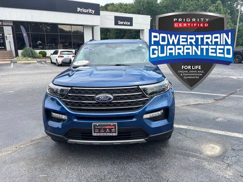 Used 2022 Ford Explorer XLT w/ Equipment Group 202A AWD/4WD image 8