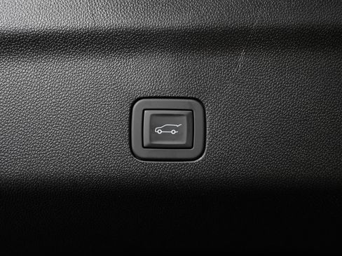 Used 2026 Cadillac Escalade V w/ LPO, ONYX Package image 16