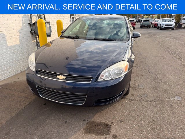 Used 2009 Chevrolet Impala LS FWD image 2