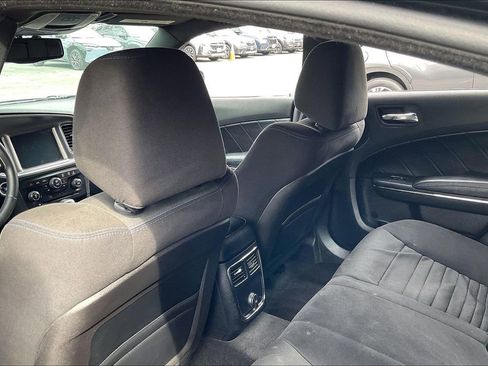 Used 2013 Dodge Charger R/T w/ Daytona Edition Group image 39