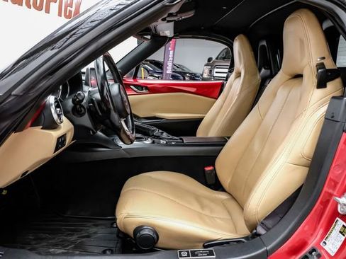 Used 2016 MAZDA MX-5 Miata Grand Touring image 4