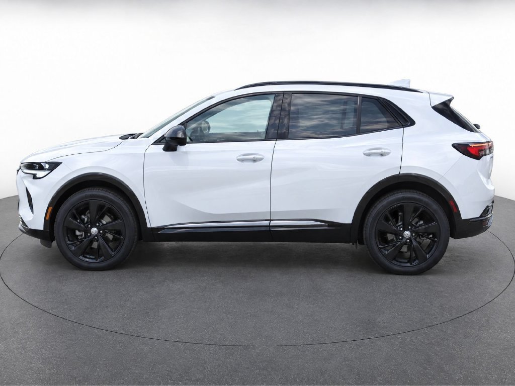 Used 2021 Buick Envision Essence w/ Sport Touring Package FWD image 7