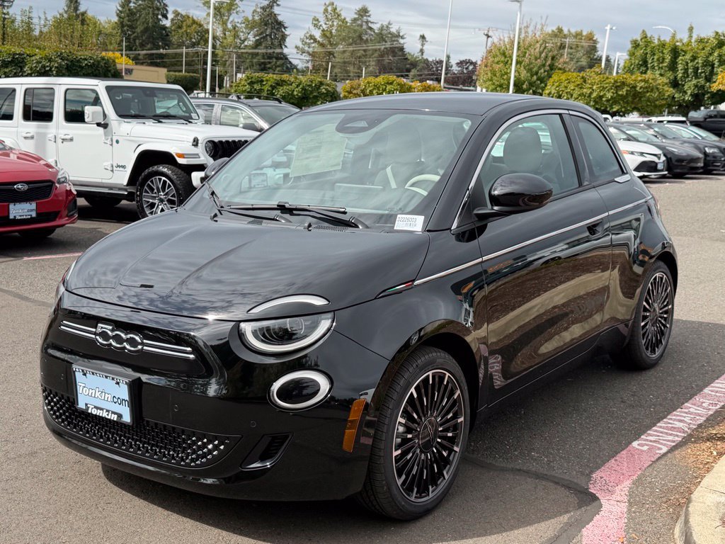 New 2026 FIAT 500 e Icona w/ Quick Order Package 21R FWD image 4