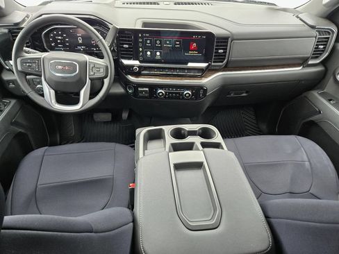 Used 2026 GMC Sierra 1500 SLE w/ X31 Off-Road Package AWD/4WD image 18