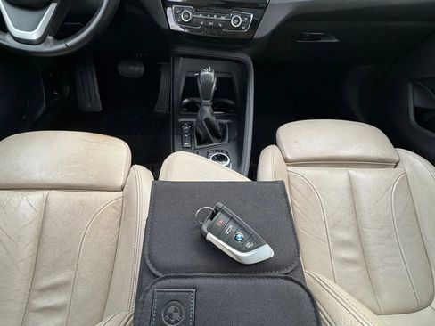 Used 2017 BMW X1 xDrive28i AWD/4WD image 22