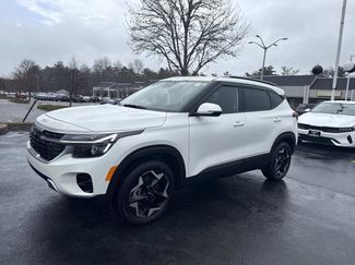 Used 2025 Kia Seltos S video 1