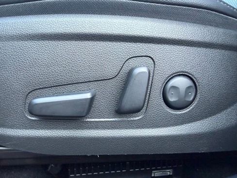 Used 2023 Hyundai Santa Fe SEL Premium image 14