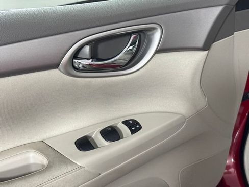 Used 2014 Nissan Sentra SV FWD image 13