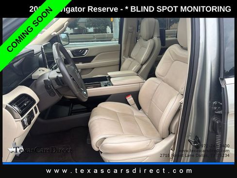 Used 2019 Lincoln Navigator Reserve AWD/4WD image 6