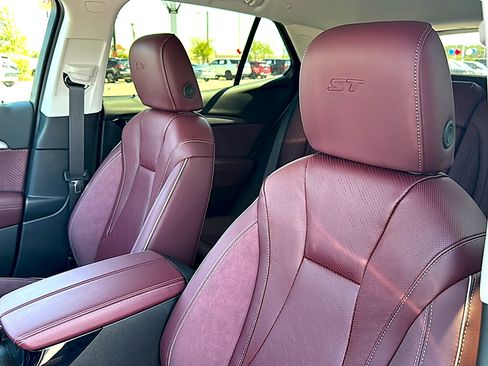 New 2026 Buick Envision Sport Touring AWD/4WD image 10
