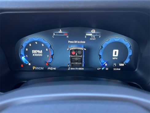 New 2025 Ford Bronco Outer Banks w/ Sasquatch Package image 13