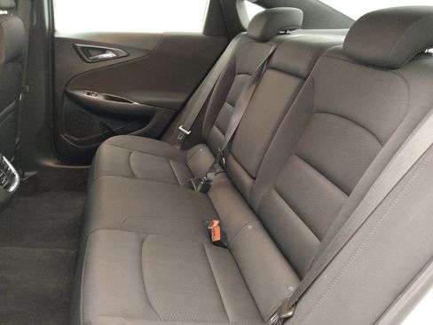 Used 2022 Chevrolet Malibu LT FWD image 18