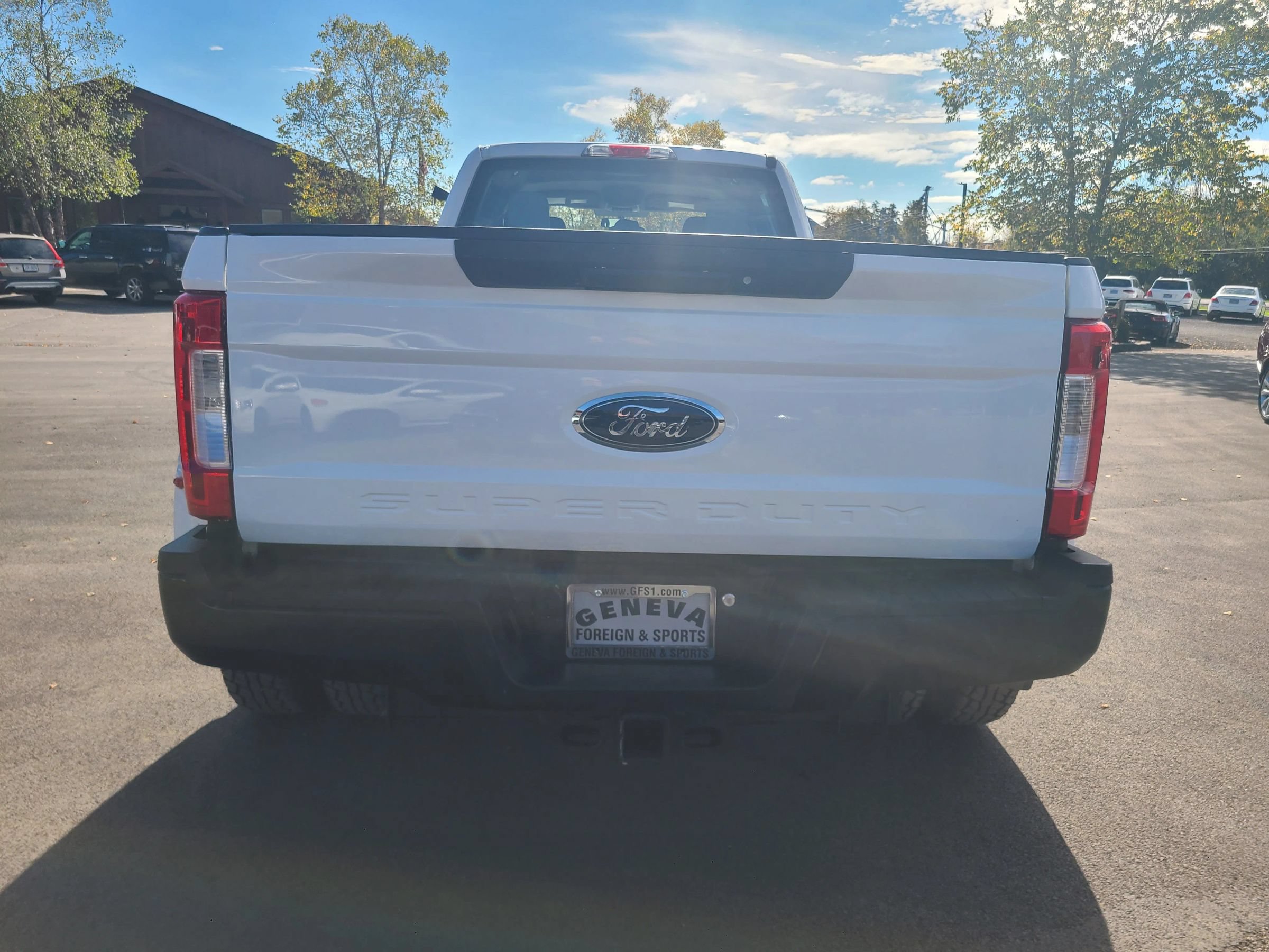 Used 2017 Ford F350 XL w/ Snow Plow/Camper Package AWD/4WD image 12