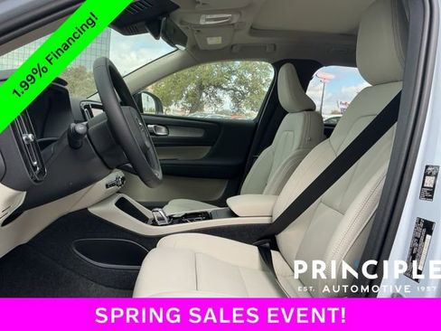 New 2026 Volvo XC40 B5 Plus w/ Protection Package Premier AWD/4WD image 29