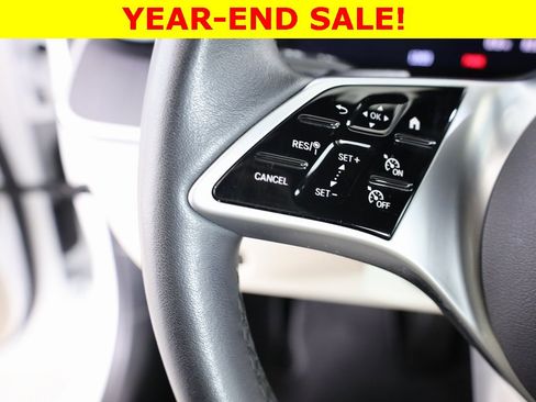 Used 2025 Mercedes-Benz C 300 4MATIC Sedan image 11