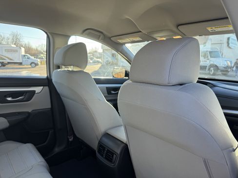 Used 2019 Honda CR-V LX image 17
