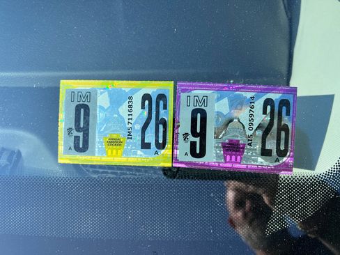 Used 2017 Chrysler Pacifica Touring Plus w/ Tire & Wheel Group image 34