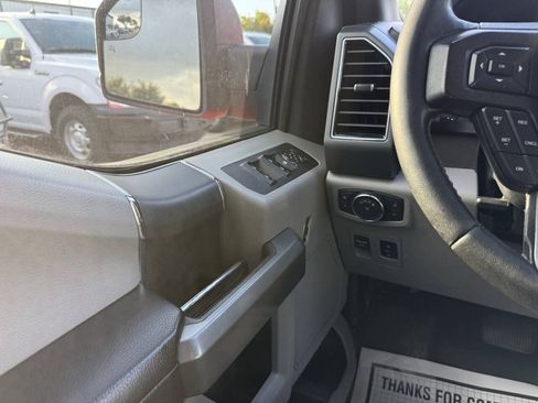 Used 2018 Ford F150 XLT w/ Equipment Group 301A Mid AWD/4WD image 31