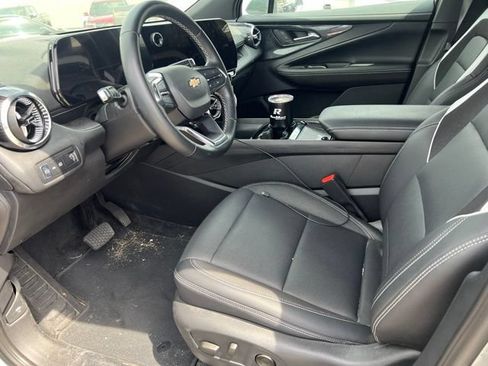 Used 2024 Chevrolet Blazer EV LT AWD/4WD image 10