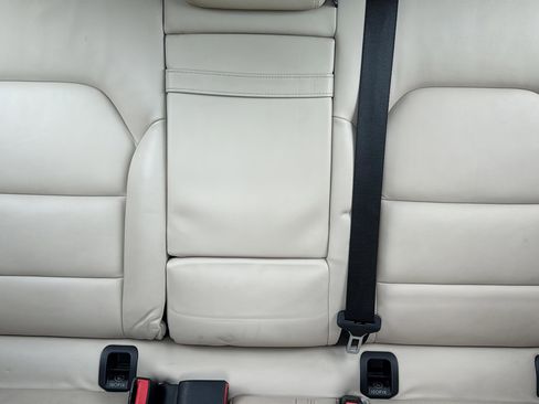 Used 2018 INFINITI QX30 Premium w/ Navigation Package image 20