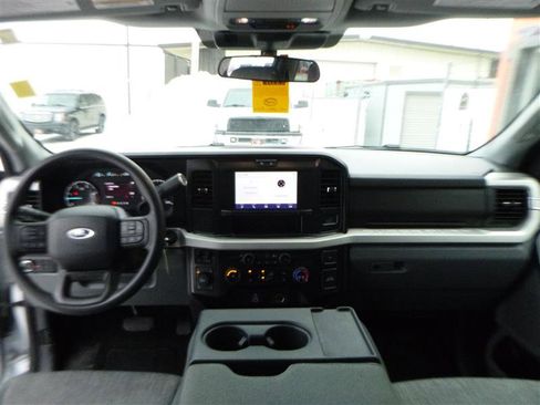 Used 2025 Ford F250 XLT w/ FX4 Off-Road Package image 10