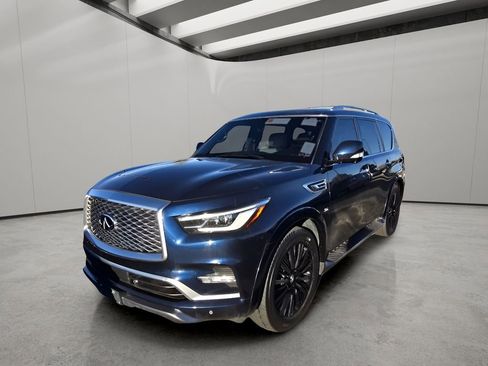 Used 2020 INFINITI QX80 Limited w/ All-Season Package image 2