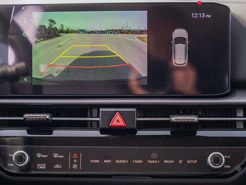 New 2026 Kia Sportage EX FWD image 21