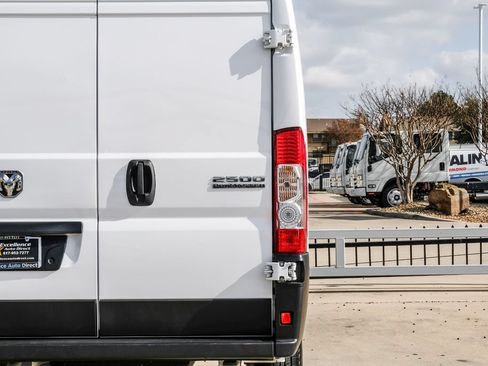 Used 2023 RAM ProMaster 2500 FWD image 40