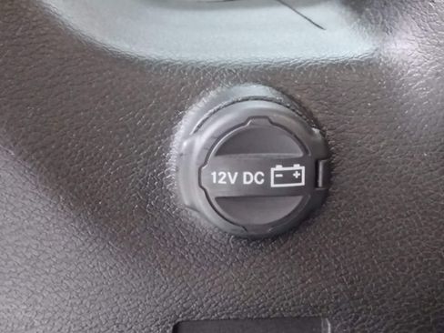 Used 2020 Jeep Wrangler Unlimited Sahara AWD/4WD image 23
