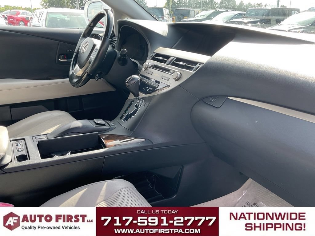 Used 2013 Lexus RX 450h AWD image 16