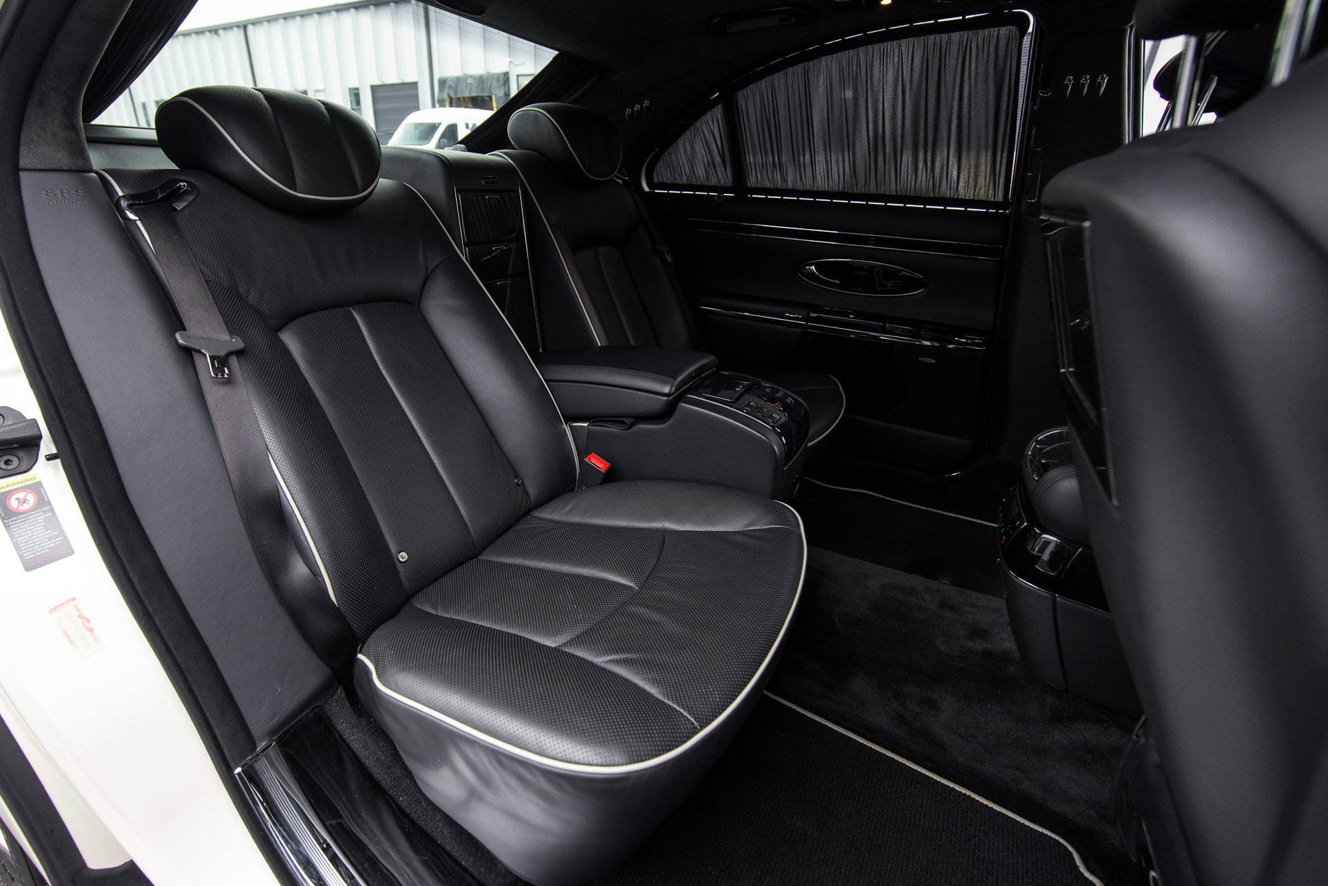 Used 2008 Maybach 57 S RWD image 20