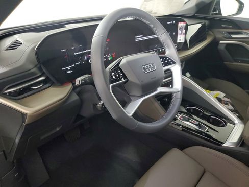 New 2025 Audi Q5 Premium Plus image 24