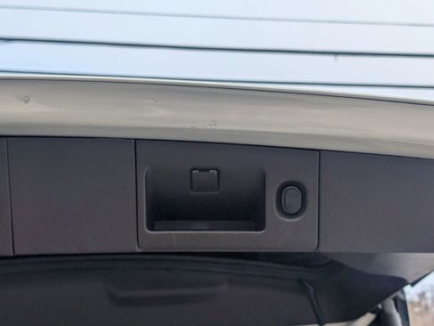 Used 2015 Chevrolet Tahoe LTZ image 10