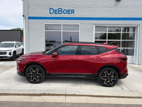 Used 2023 Chevrolet Blazer RS w/ Driver Confidence II Package AWD/4WD image 2