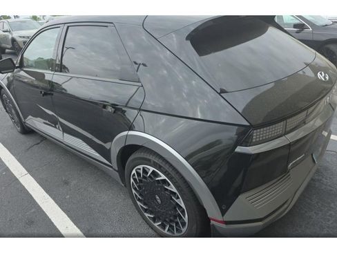 Used 2023 Hyundai Ioniq 5 Limited image 2