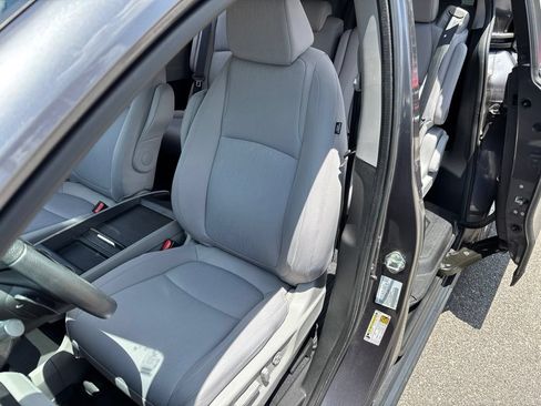 Used 2020 Honda Odyssey EX image 3