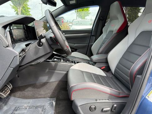 Certified 2025 Volkswagen GTI SE FWD image 10