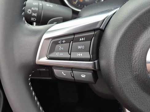 Used 2022 MAZDA MX-5 Miata Grand Touring w/ Appearance Package image 20