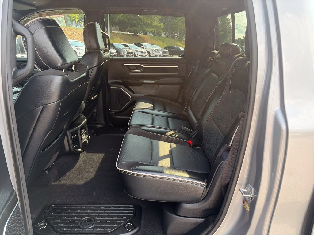 Used 2025 RAM 1500 Laramie AWD/4WD image 25