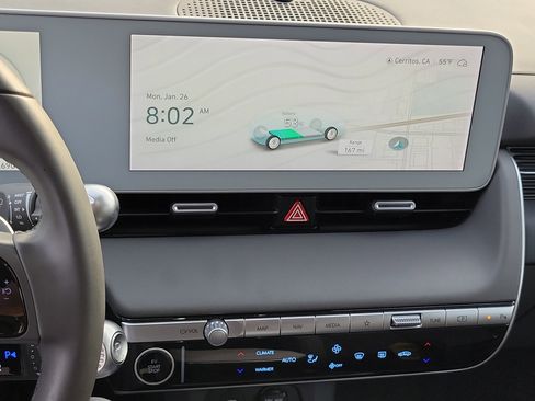 Used 2024 Hyundai Ioniq 5 SE image 11